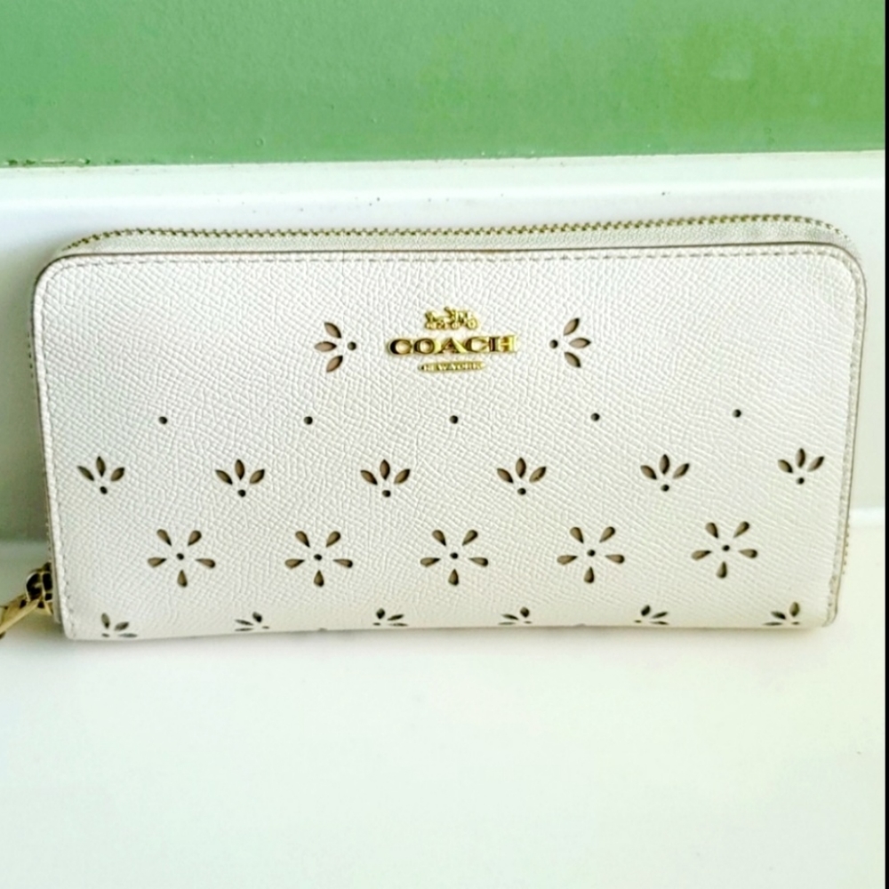 Coach Bone White Leather Cut-out Zip Wallet Clutch
